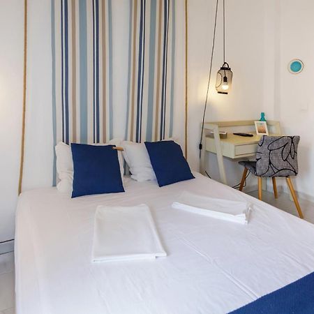 Nikiti Seafront Blue Apartment Ngoại thất bức ảnh